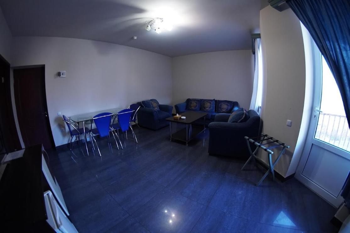 Armenian Village Park Hotel & Free Water Park, Gym Yerevan Phòng bức ảnh