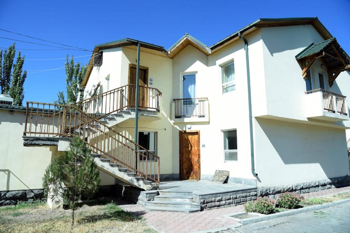 Armenian Village Park Hotel & Free Water Park, Gym Yerevan Phòng bức ảnh